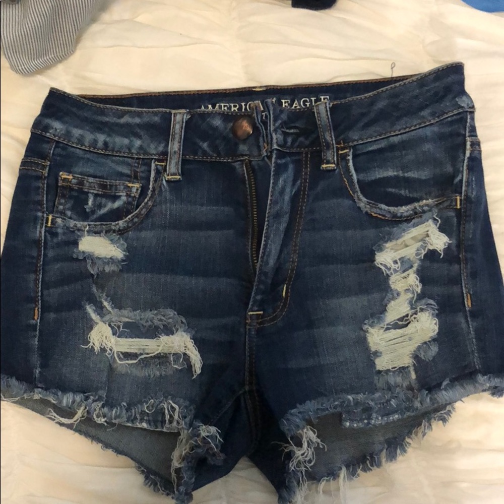 Highwaisted jean shorts